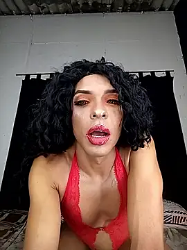 Alexandra curly online show from 8, 11, 2025