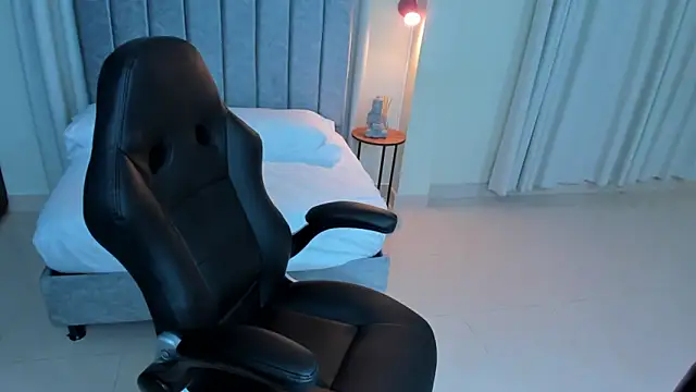 lolitaaqueen online show from 8, 11, 2025