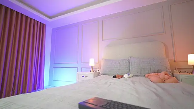 hanna  w online show from 3, 12, 2025