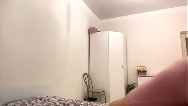 Snapshot of GingerMikos chatting on 2, 12, 2025 GingerMikos online show from 2, 12, 2025