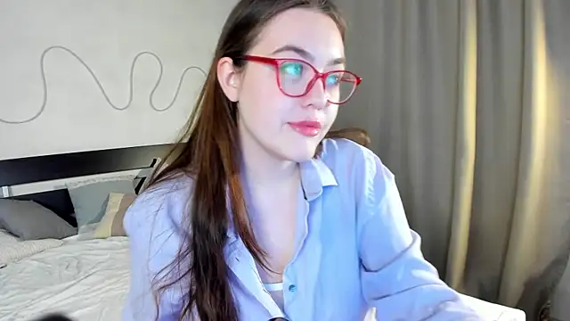 Mersedes Rosso online show from 26, 11, 2025