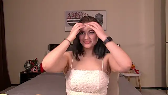 AdrianaTorres online show from 16, 11, 2025