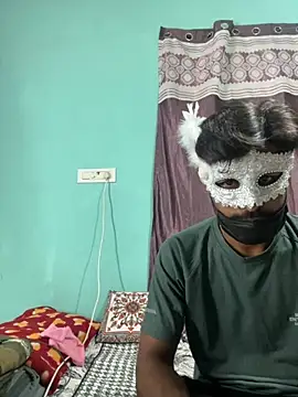 Snapshot of leenaboy@xh chatting on 29, 11, 2025 leenaboyxh online show from 29, 11, 2025