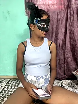 leenaboyxh online show from 16, 12, 2025