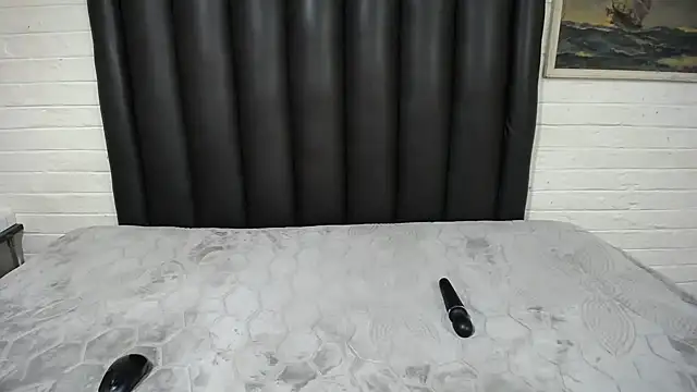 CandyBoobsXxx33 online show from 23, 11, 2025