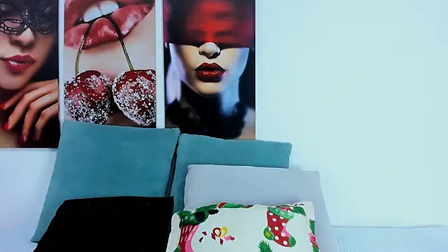 Andhrea Vale online show from 8, 11, 2025