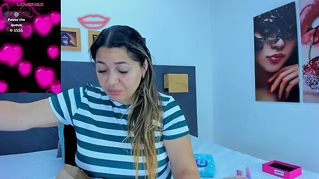 Andhrea Vale online show from 11, 4, 2026