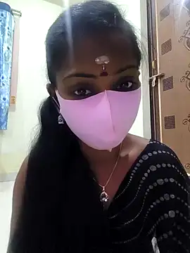 Snapshot of siritelugubutterfly chatting on 20, 11, 2025 siritelugubutterfly online show from 20, 11, 2025