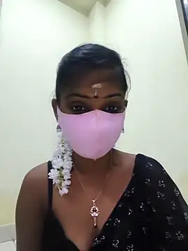 Snapshot of siritelugubutterfly chatting on 28, 11, 2025 siritelugubutterfly online show from 28, 11, 2025