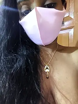 Snapshot of siritelugubutterfly chatting on 17, 11, 2025 siritelugubutterfly online show from 17, 11, 2025