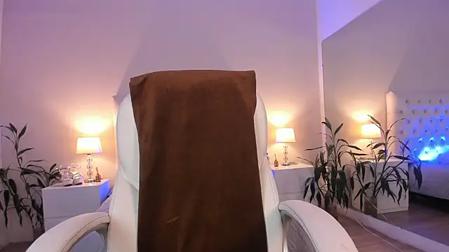 Scarlett Bunny  online show from 6, 4, 2026