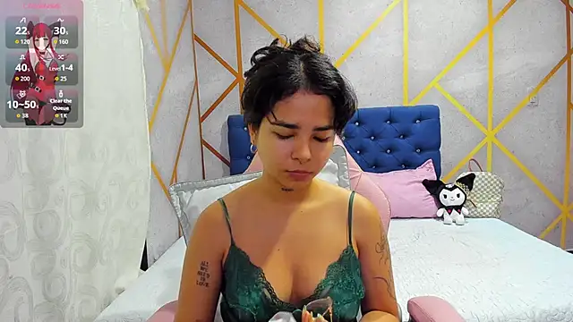  vaiolet owo online show from 19, 2, 2026