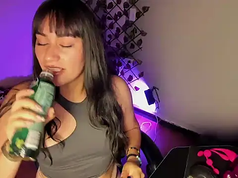 Dhany Naugthy  online show from 10, 11, 2025