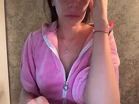 Angelinaa19 online show from 13, 11, 2025