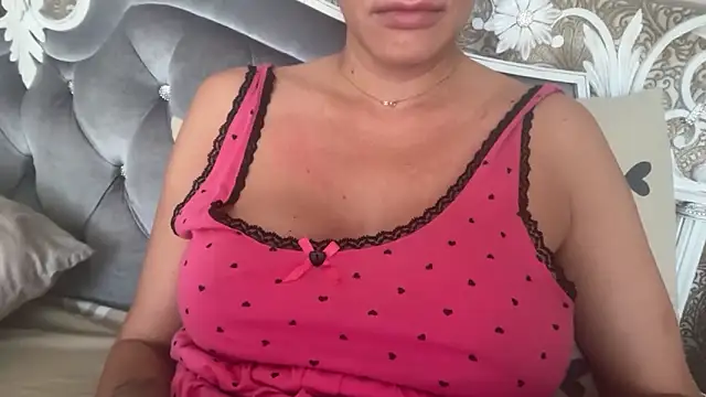 Angelinaa19 online show from 9, 2, 2026