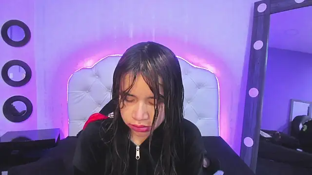 Snapshot of Hot_Barbie_Poku2 chatting on 13, 11, 2025 Hot Barbie Poku2 online show from 13, 11, 2025