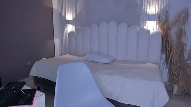 Nicky  21 online show from 25, 11, 2025