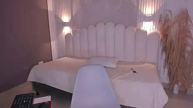 Nicky  21 online show from 26, 11, 2025