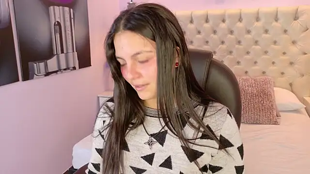 GabyQueens online show from 18, 11, 2025