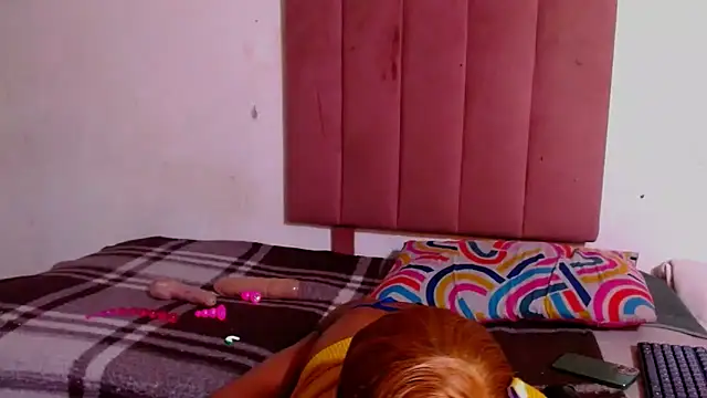 Nikistickyxx25 online show from 8, 5, 2026