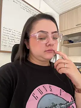 cleo wale  online show from 30, 11, 2025