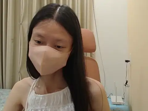 Lil-Cherries online show from 18, 1, 2026