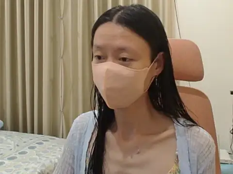 Lil-Cherries online show from 28, 3, 2026