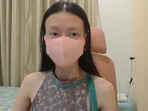 Lil-Cherries online show from 6, 1, 2026