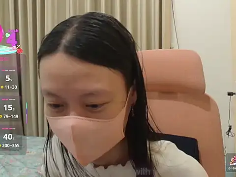 Lil-Cherries online show from 15, 12, 2025