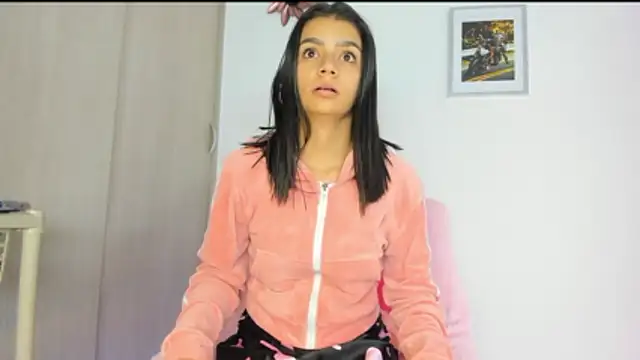 KIMMY MONTIELL online show from 8, 1, 2026