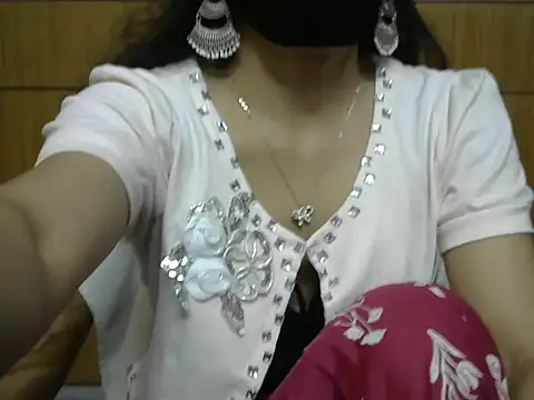 Snapshot of Fairy_Pie chatting on 7, 7, 2026 Fairy Pie online show from 7, 7, 2026