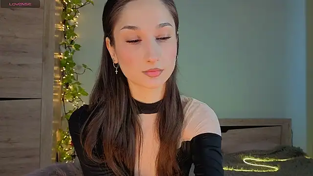 Snapshot of VYBEON chatting on 2, 4, 2026 VYBEON online show from 2, 4, 2026