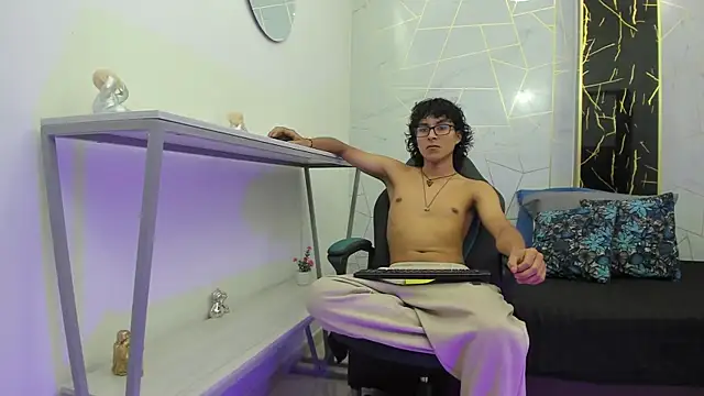 Zoro V online show from 22, 11, 2025