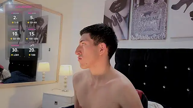 Un Sluttyy online show from 14, 3, 2026