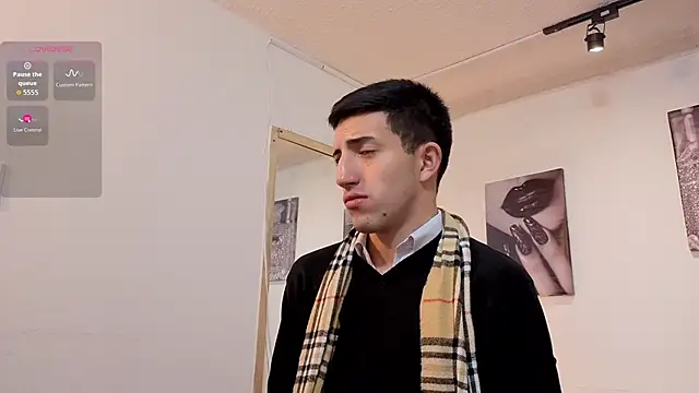 Un Sluttyy online show from 11, 2, 2026