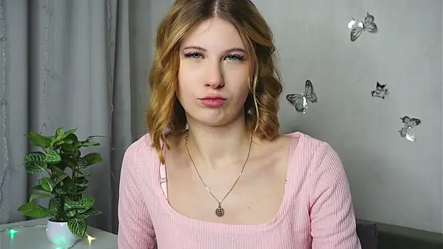 YvonneBou online show from 21, 12, 2025