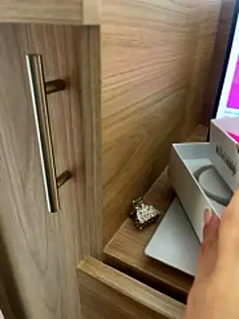 Sara  Secret online show from 8, 1, 2026