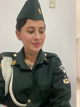 Miia Hoot online show from 20, 11, 2025