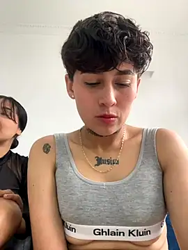 Miia Hoot online show from 29, 11, 2025