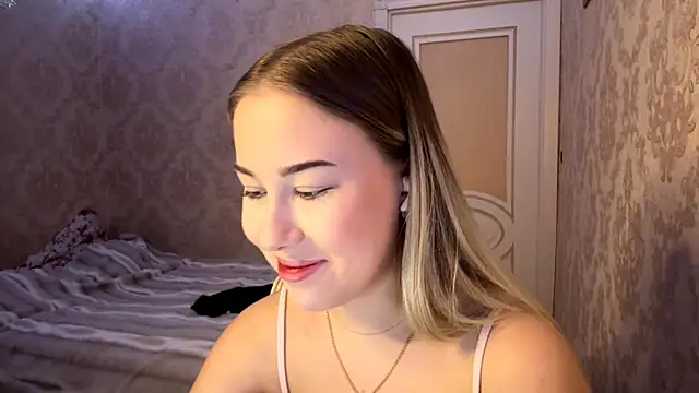 Snapshot of Rose_Lachrymose chatting on 25, 11, 2025 Rose Lachrymose online show from 25, 11, 2025