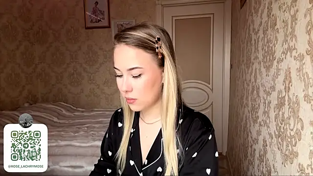 Snapshot of Rose_Lachrymose chatting on 13, 11, 2025 Rose Lachrymose online show from 13, 11, 2025