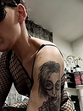 darkangel8672 online show from 14, 1, 2026