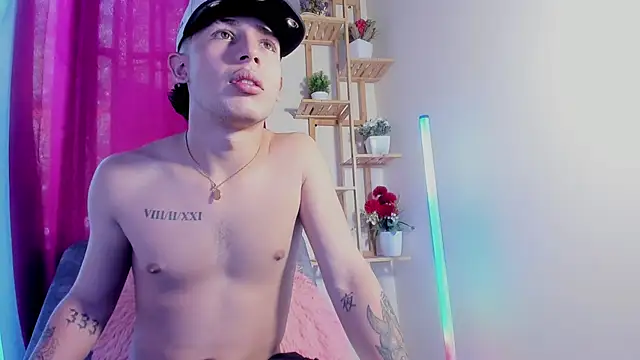 latiin boy21 online show from 8, 11, 2025