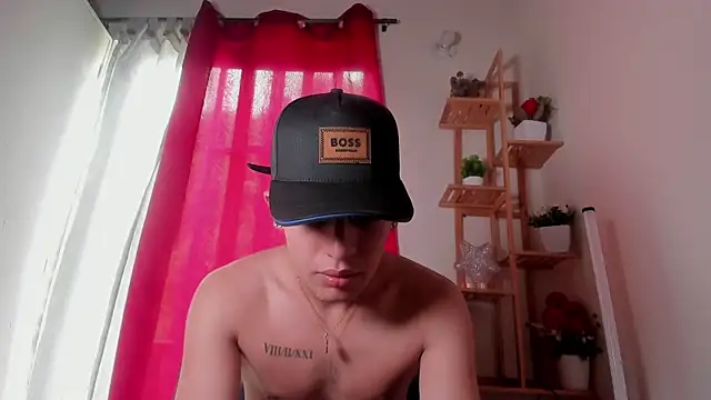 latiin boy21 online show from 20, 11, 2025