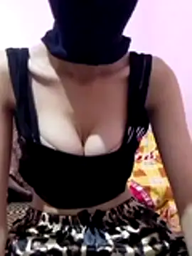 malak quen online show from 14, 7, 2026