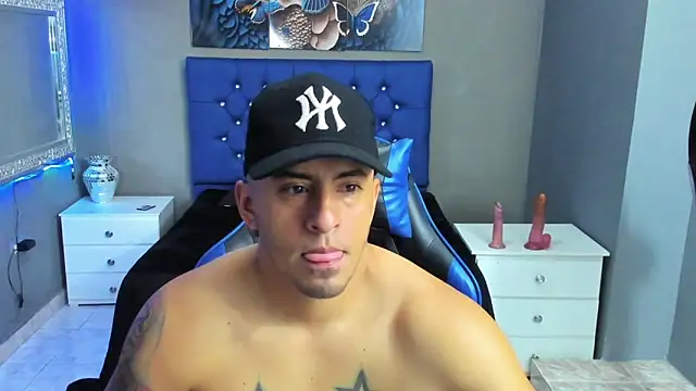 TeylorTompson online show from 7, 11, 2025