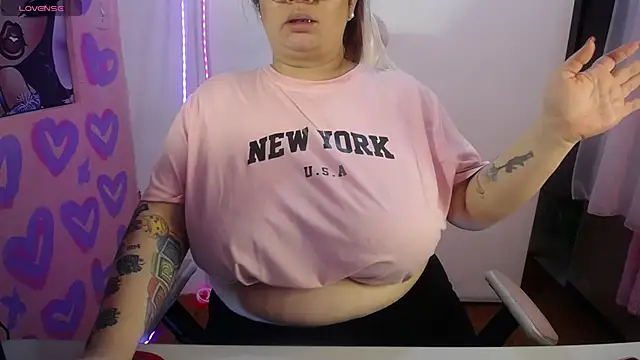 kattybbwbigboobs  online show from 7, 1, 2026