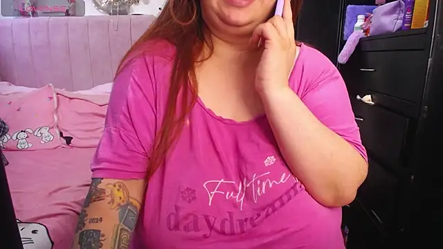 Snapshot of kattybbwbigboobs_ chatting on 17, 4, 2026 kattybbwbigboobs online show from 17, 4, 2026