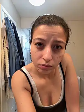 SaintNina online show from 24, 11, 2025