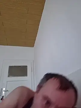 TirelessLot3 online show from 22, 5, 2026